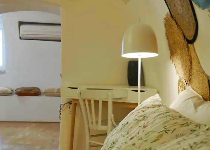 Bale Loft * باري